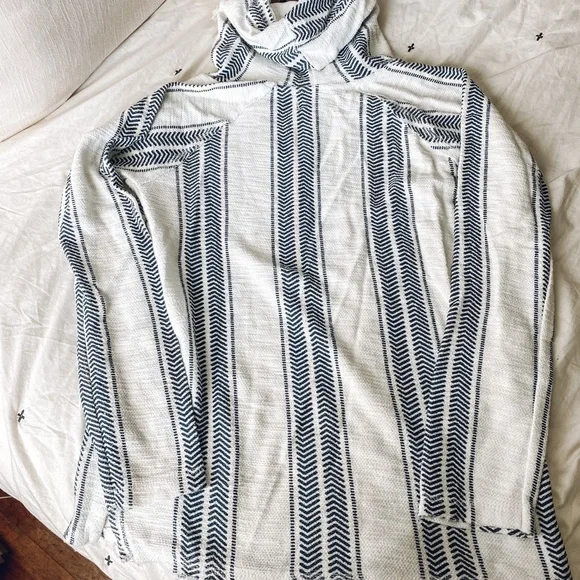 Hooded Poncho Sweatshirt - Picture 3 of 6